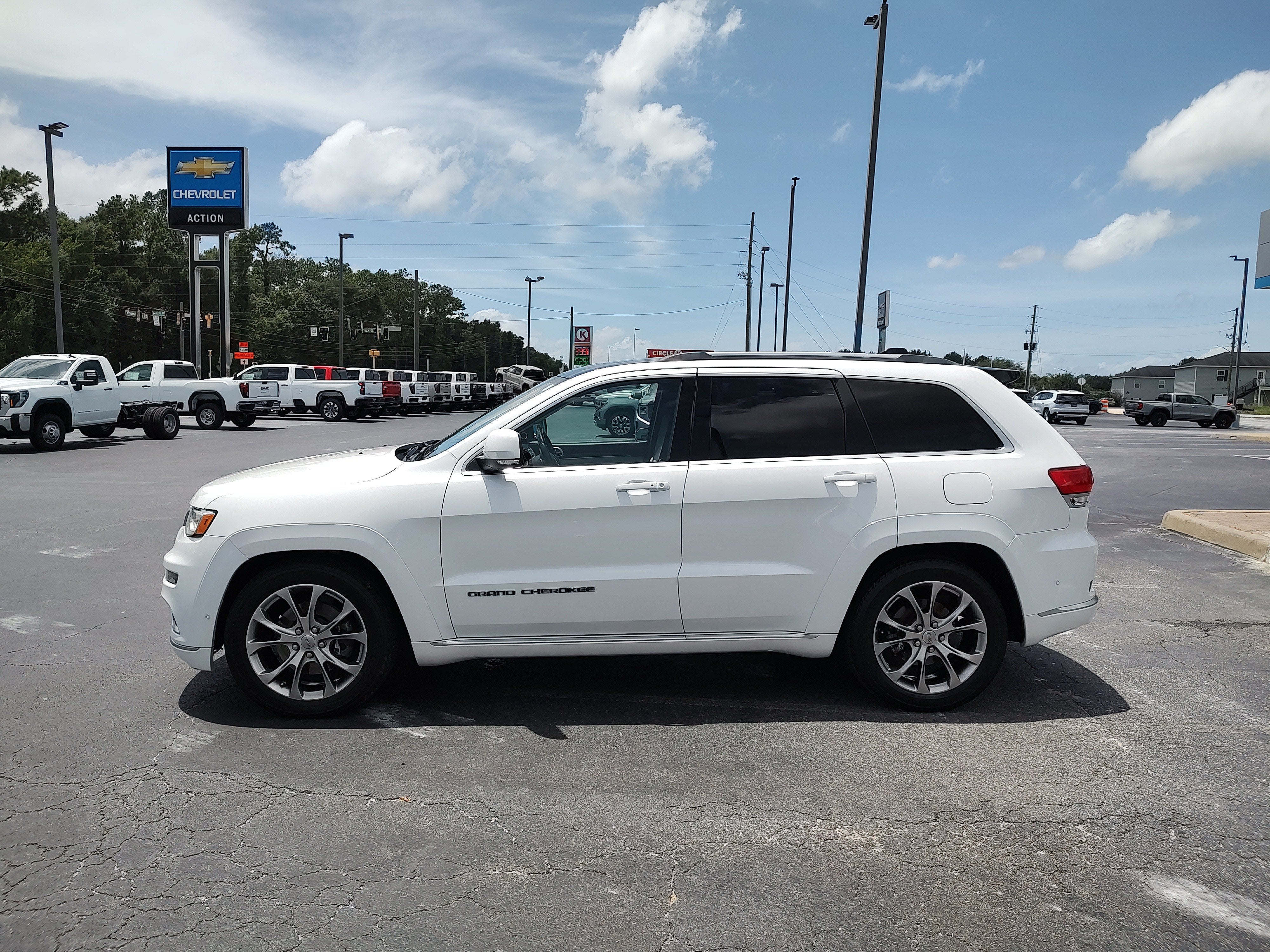 2020 Jeep Grand Cherokee Summit