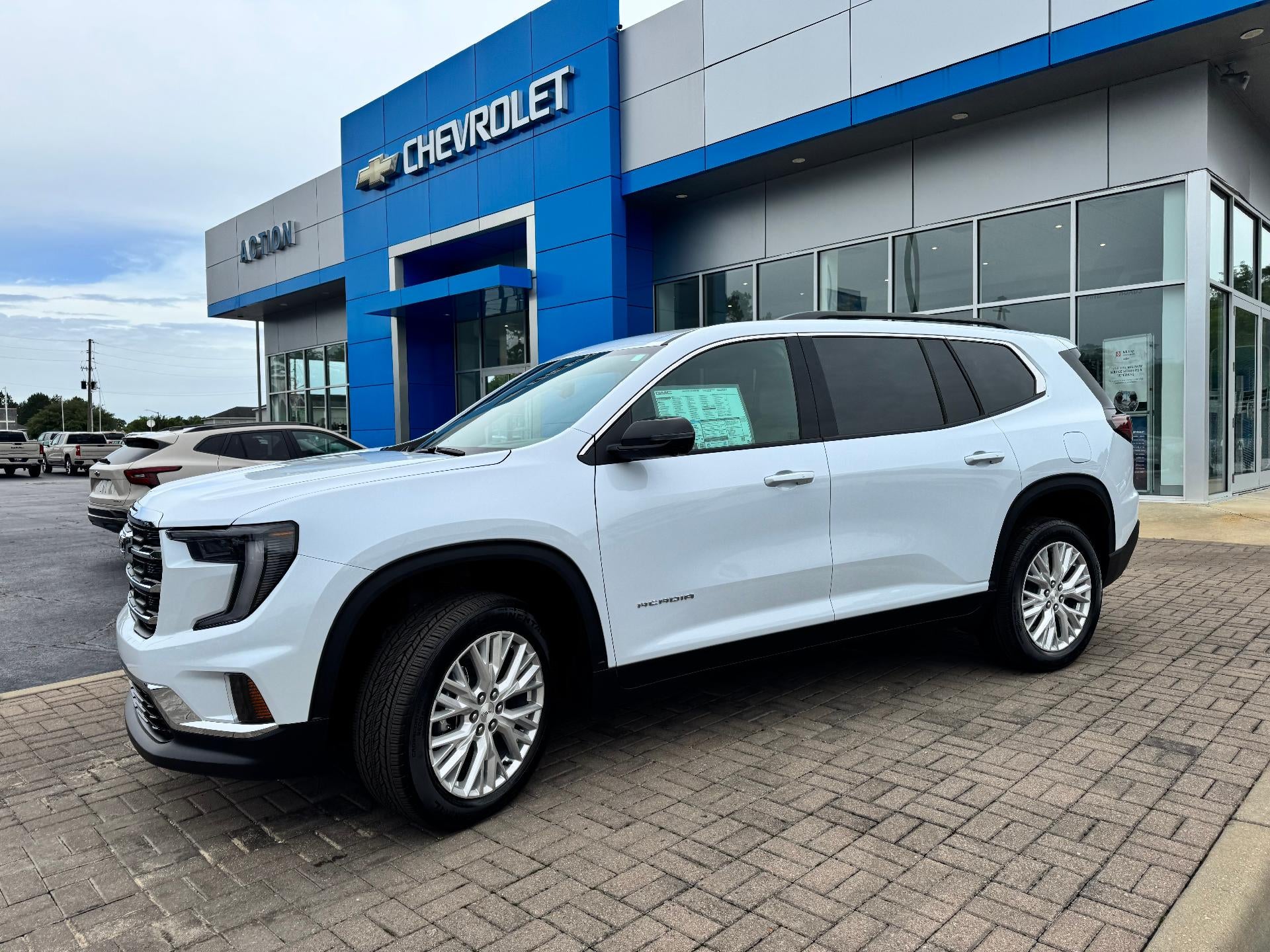 2026 GMC Acadia Elevation