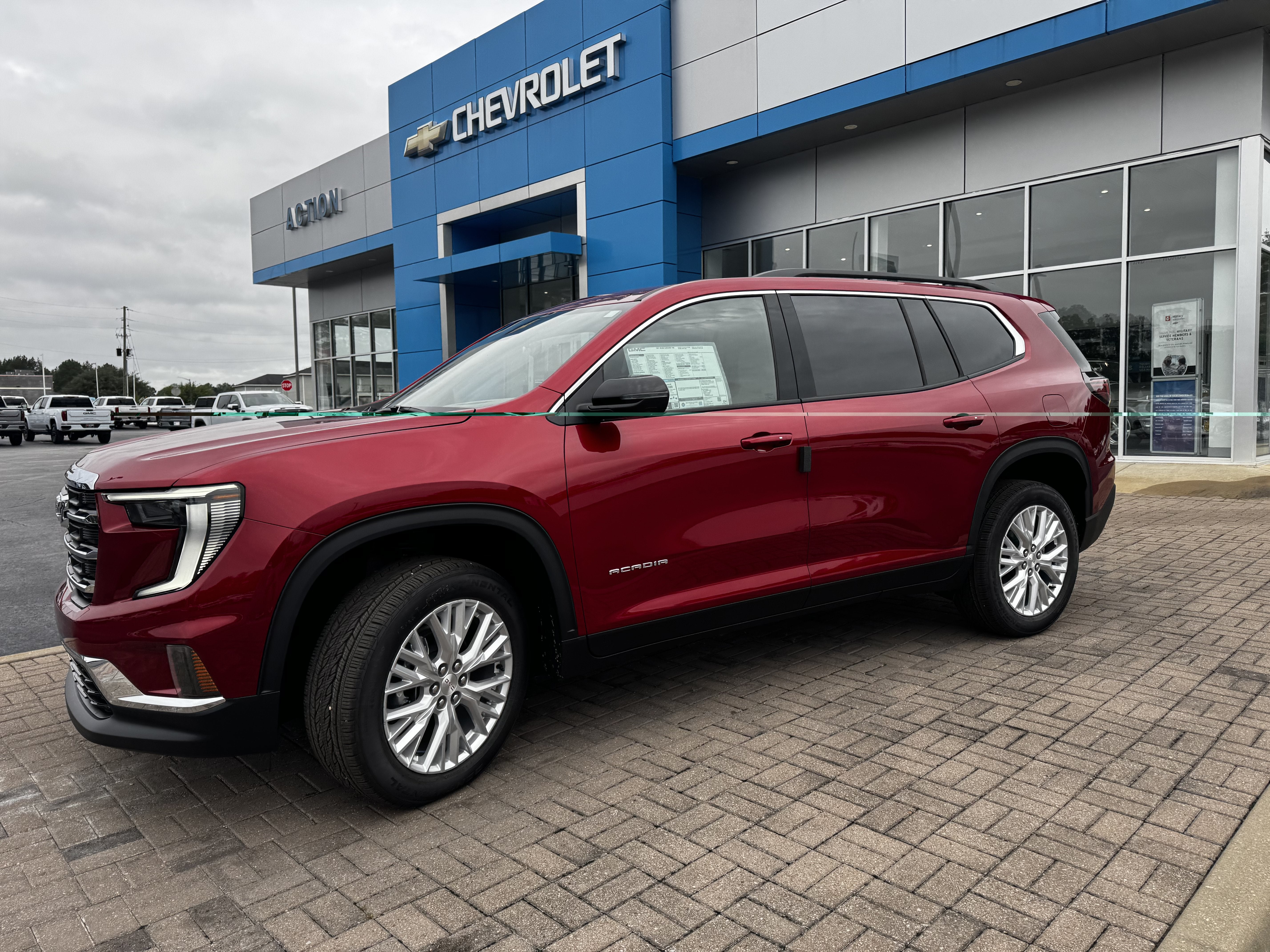 2027 GMC Acadia Elevation
