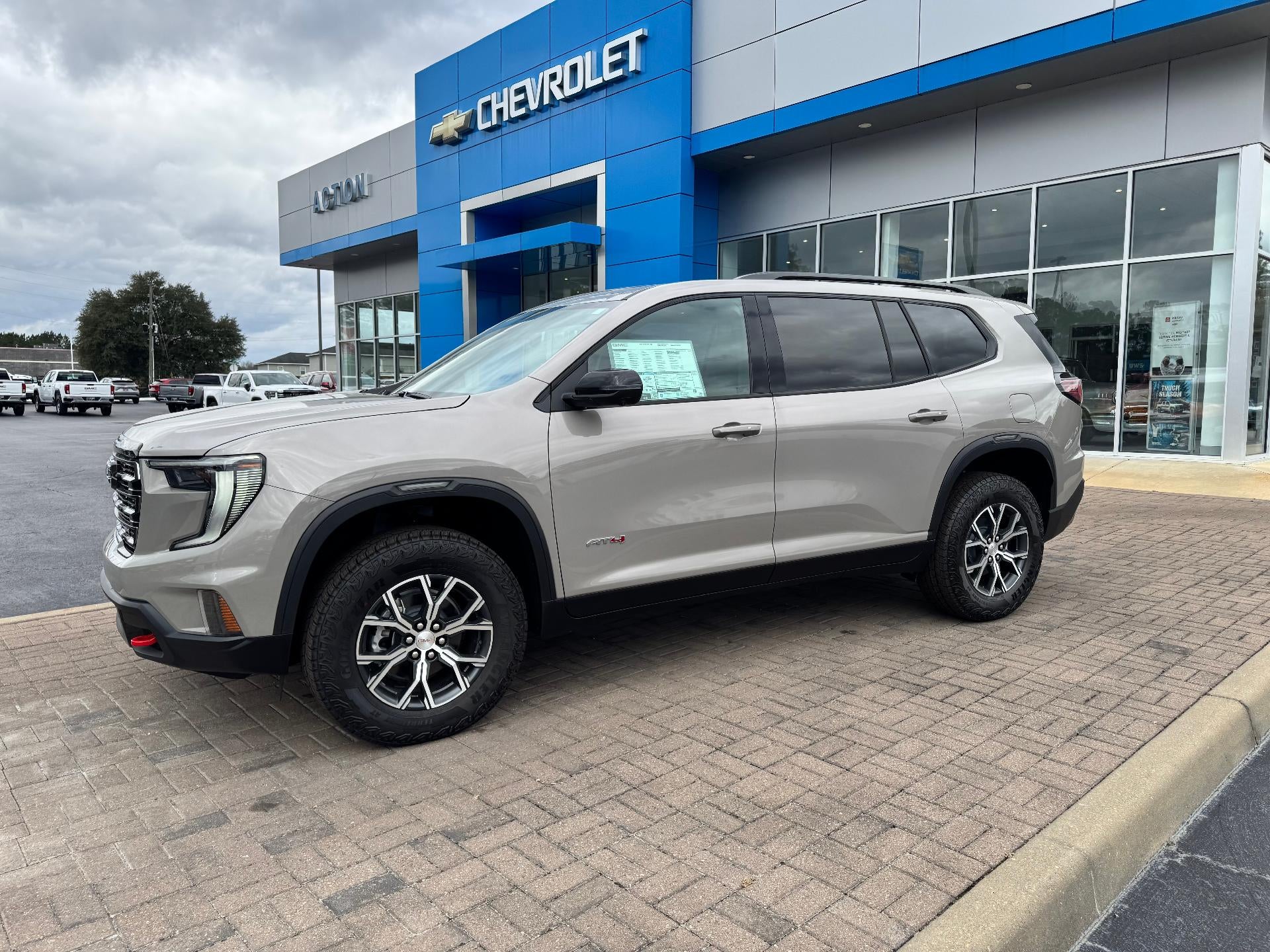 2026 GMC Acadia AT4