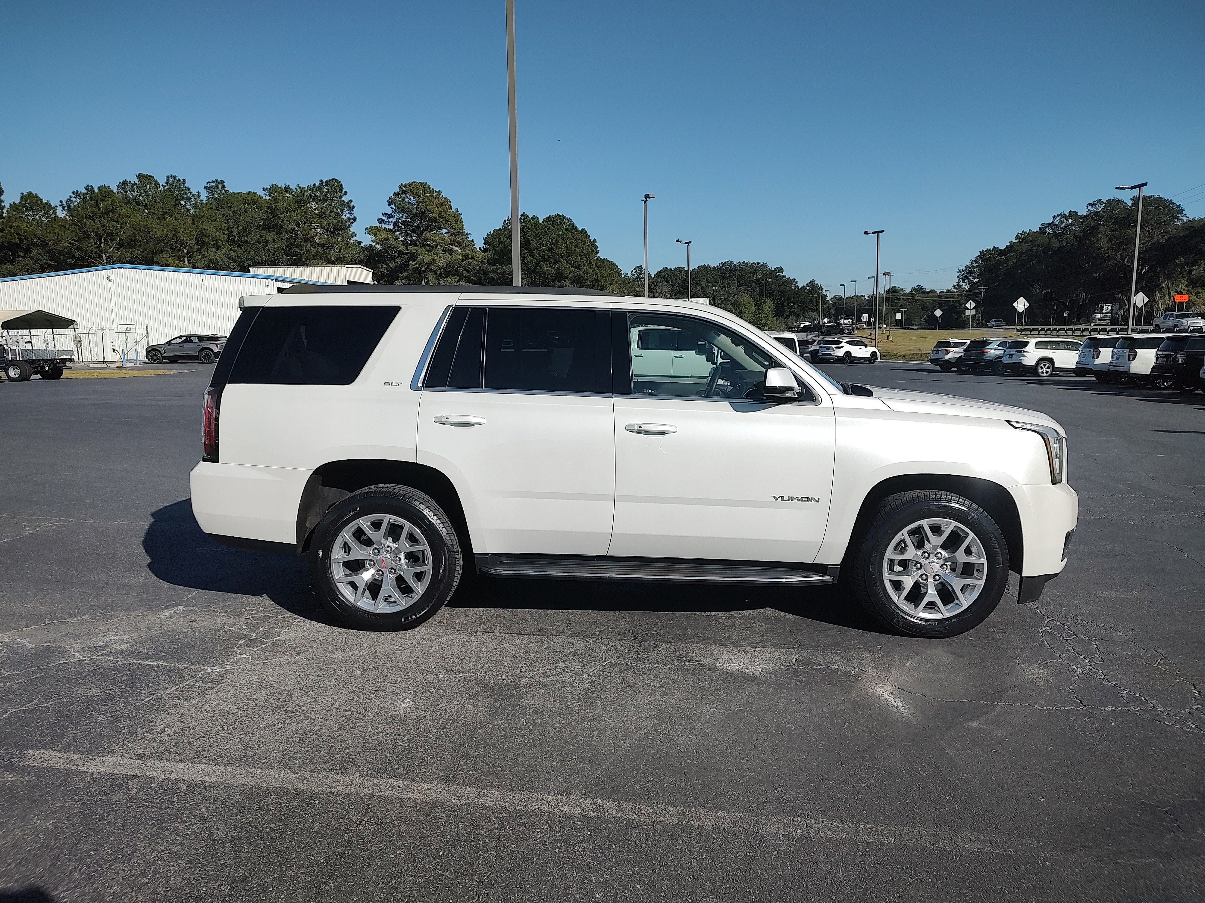 2017 GMC Yukon SLT