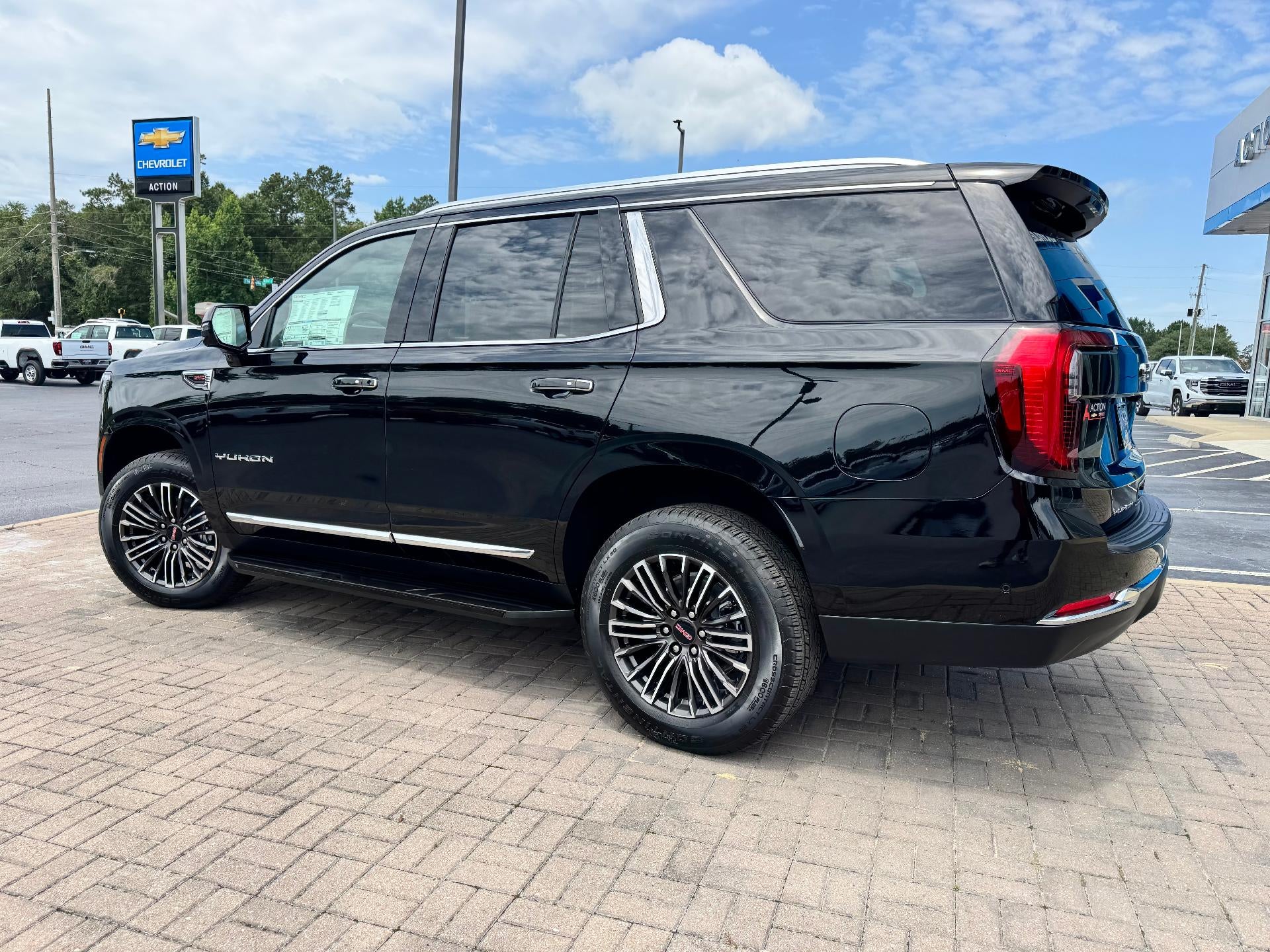 2026 GMC Yukon Elevation - Photo 4