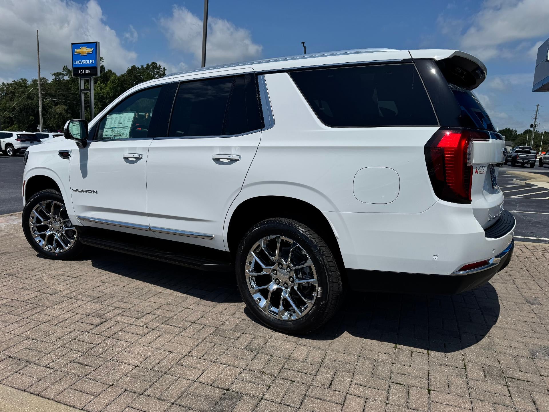 2026 GMC Yukon Elevation