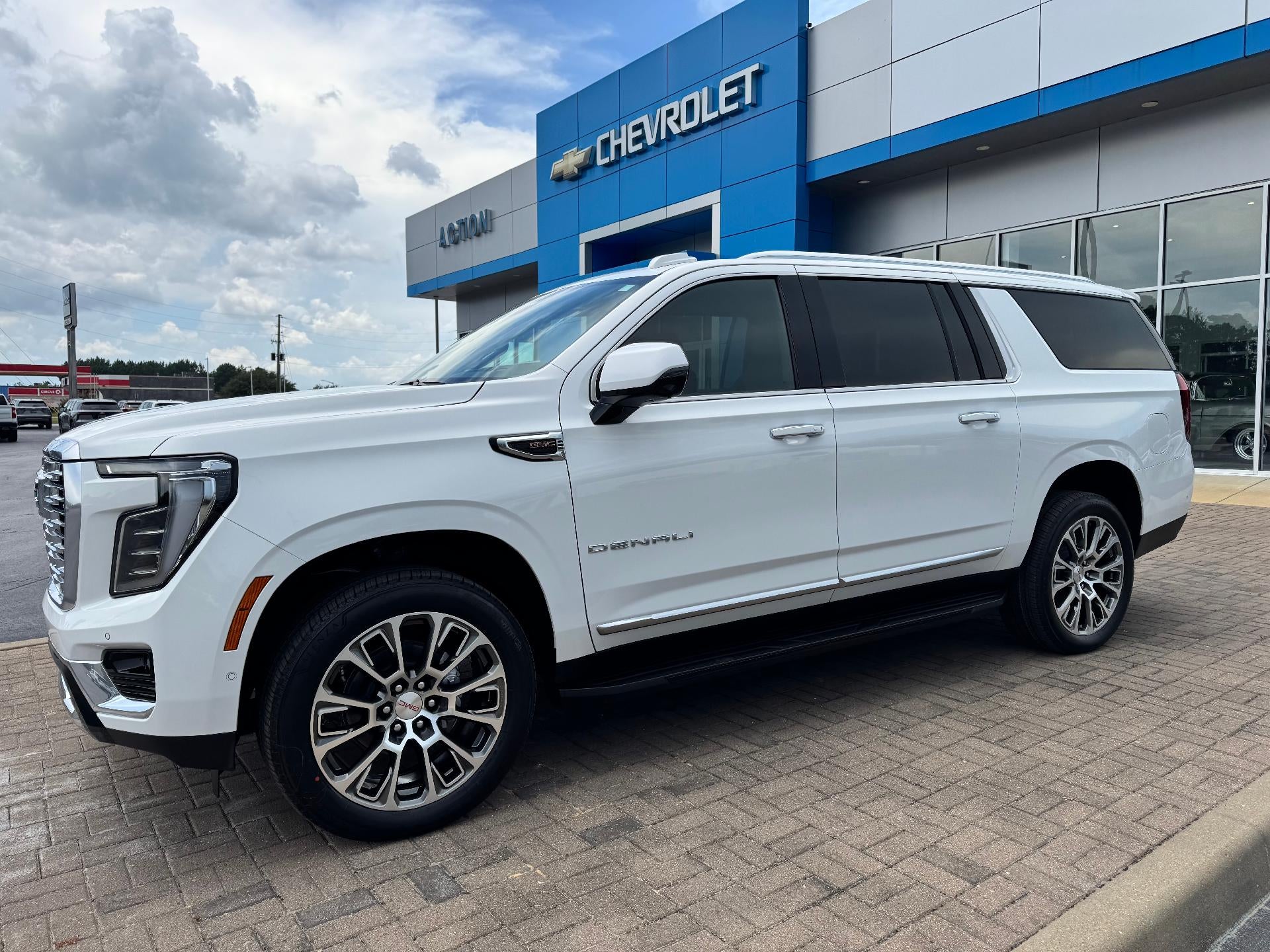 2026 GMC Yukon XL Denali