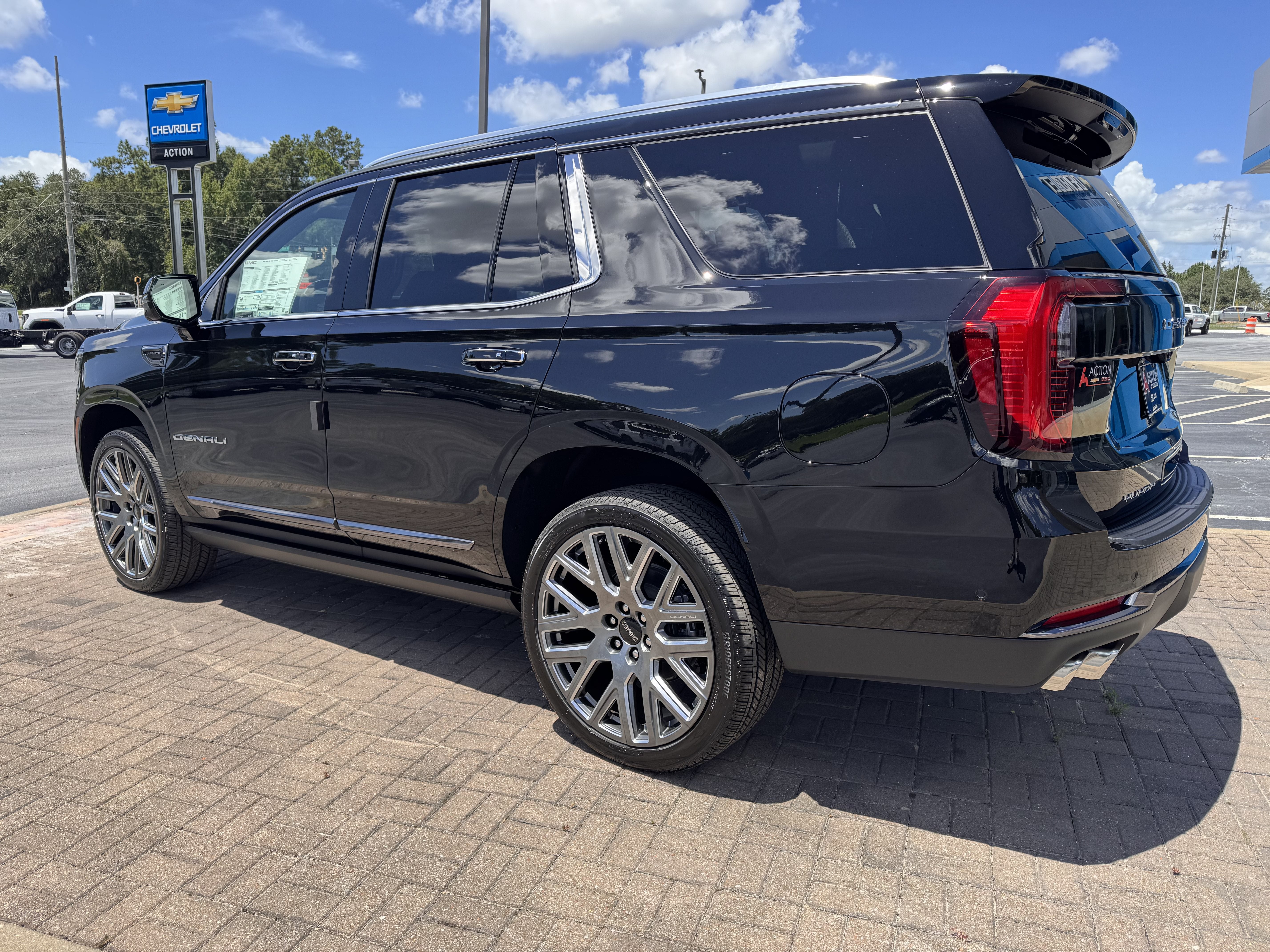 2026 GMC Yukon Denali Ultimate