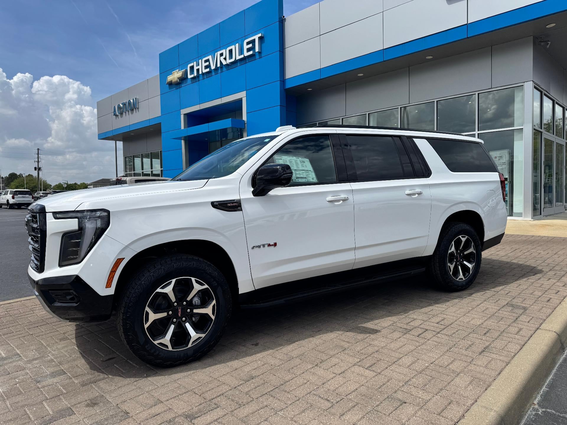 2026 GMC Yukon XL AT4