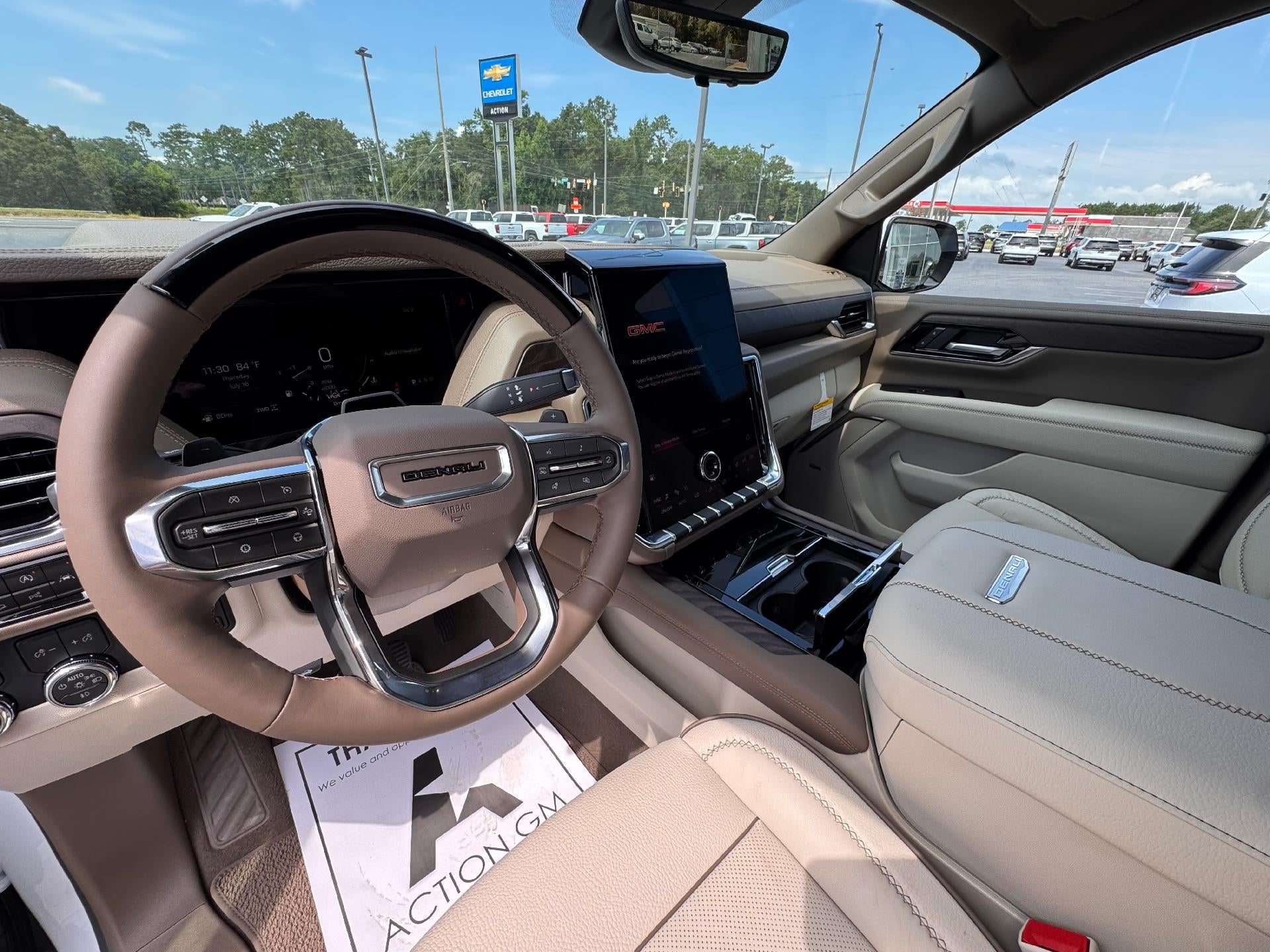 2026 GMC Yukon XL Denali - Photo 7
