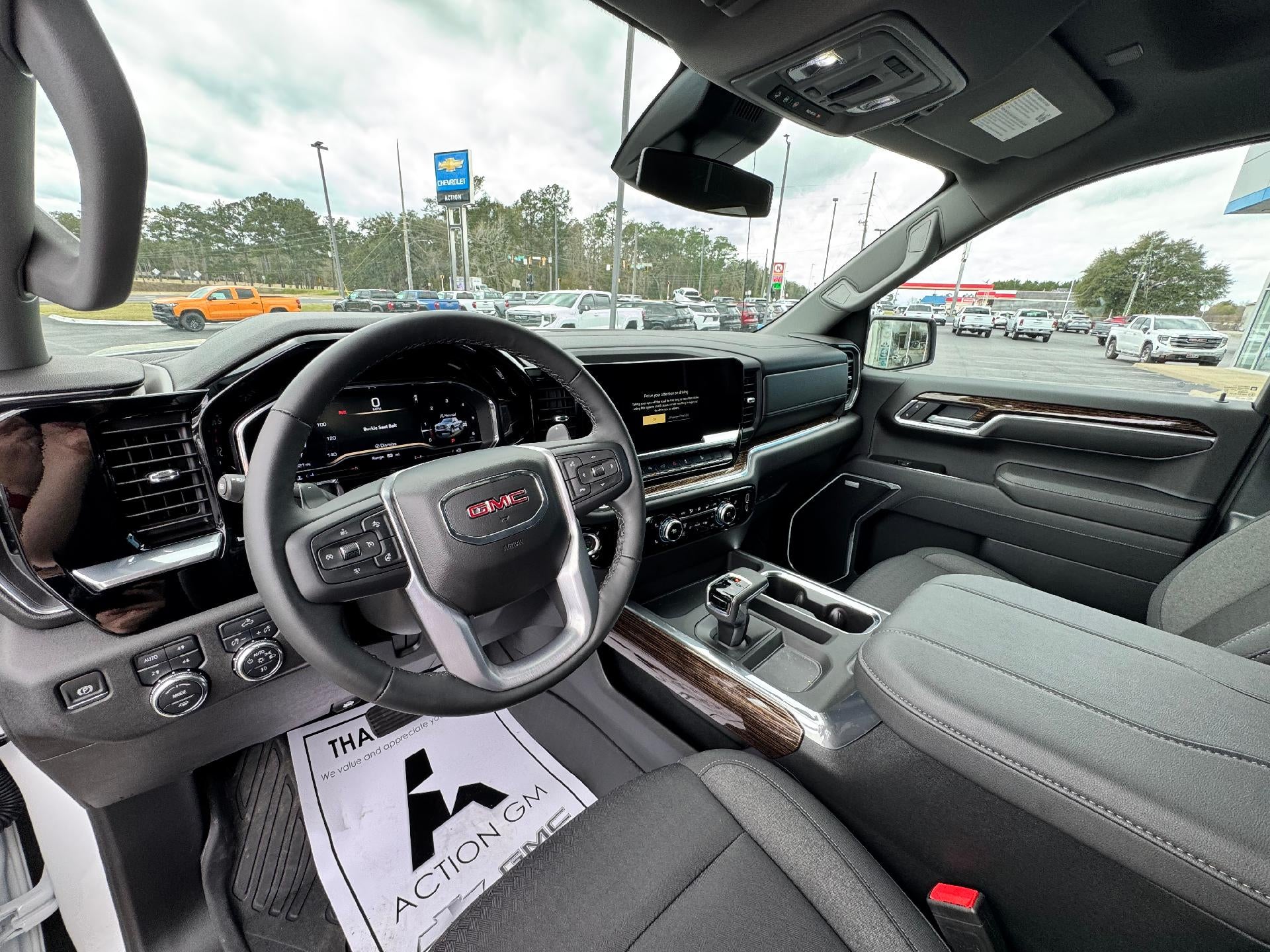 2025 GMC Sierra 1500 Elevation